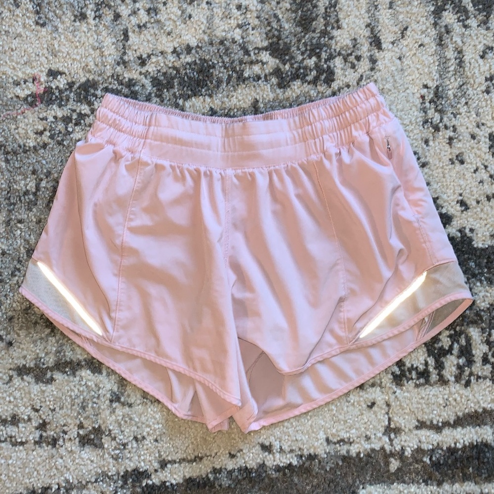Lululemon Hotty Hot Short II Long 4 In